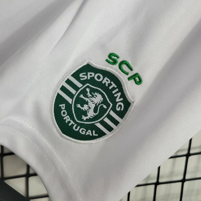 Conjunto infantil Sporting CP Away 2023/2024 Branco e Verde